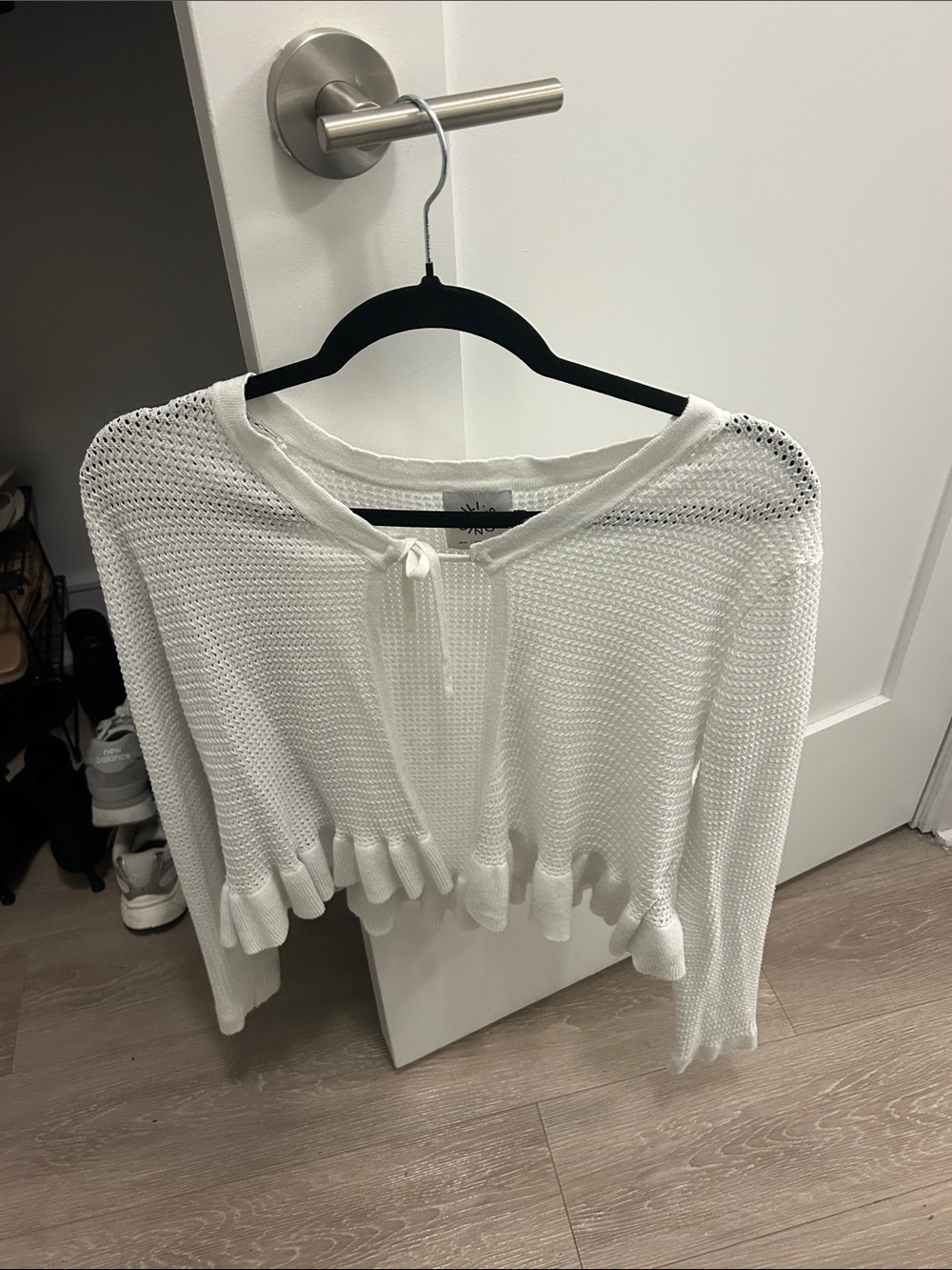 White Open-Knit Ruffle-Hem Pullover Hoodie